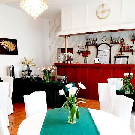 Hotel Bursztyn Kaliszki Dış mekan fotoğraf