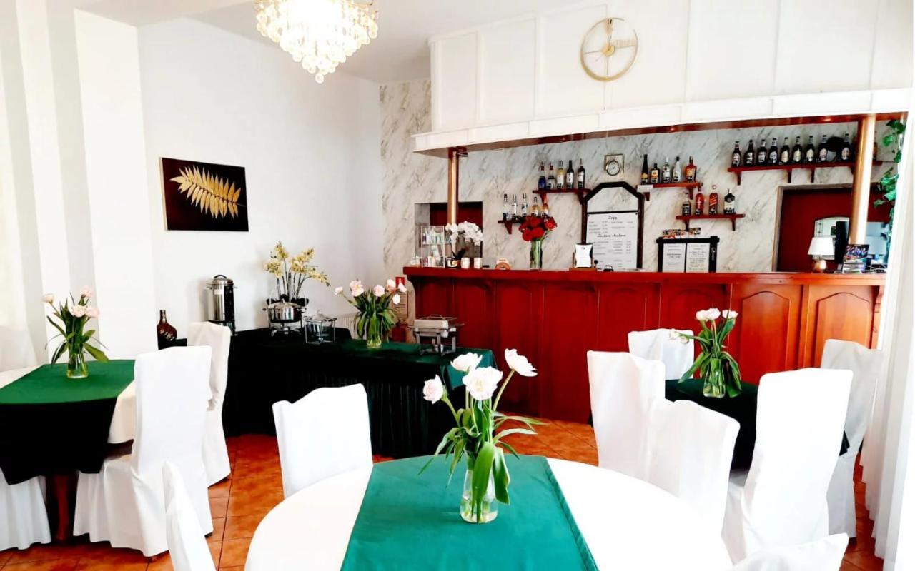 Hotel Bursztyn Kaliszki Dış mekan fotoğraf