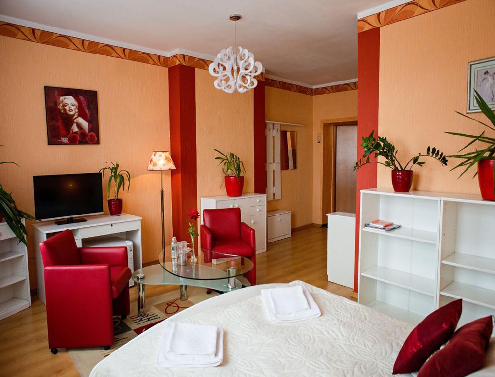Hotel Bursztyn Kaliszki Dış mekan fotoğraf