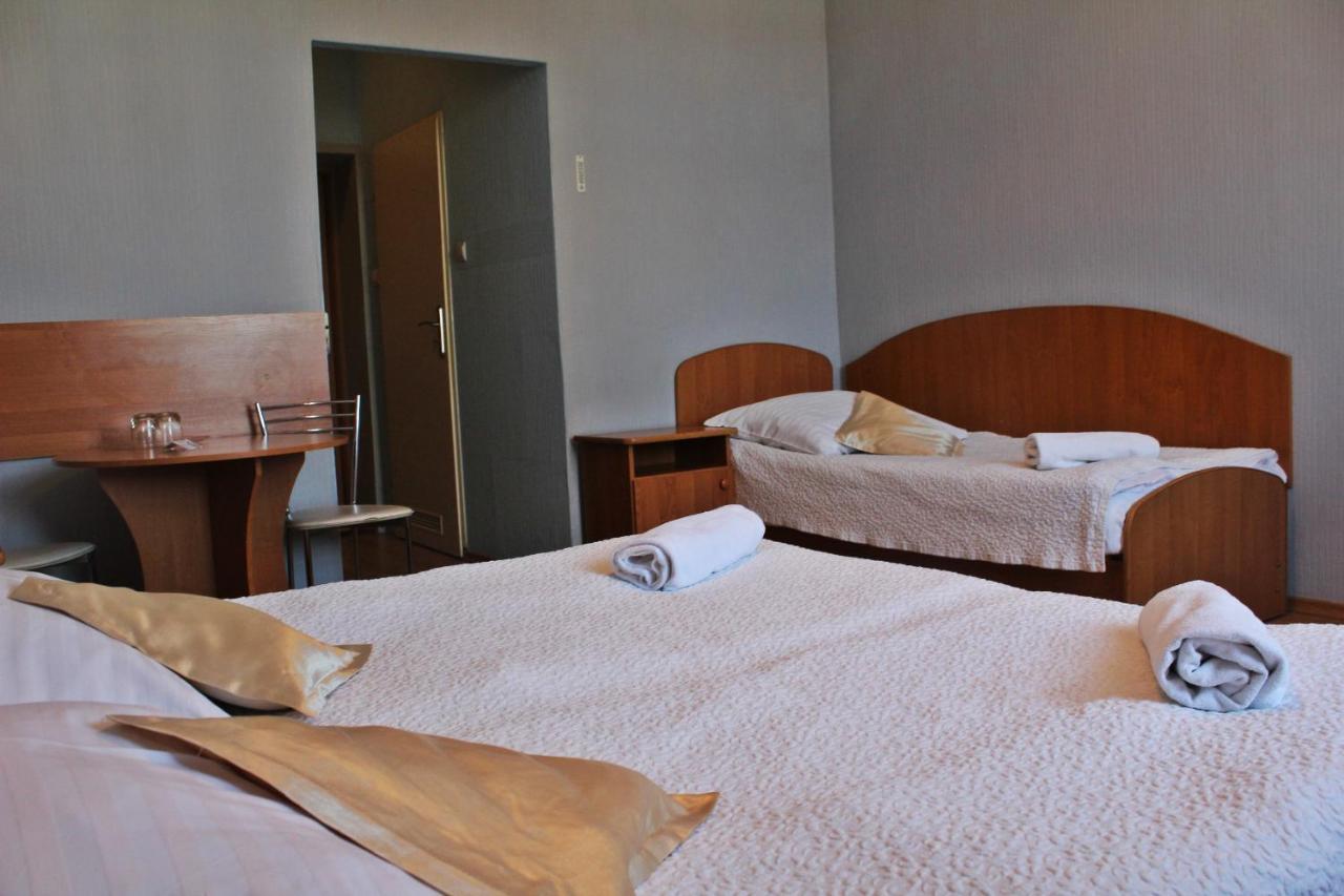 Hotel Bursztyn Kaliszki Dış mekan fotoğraf